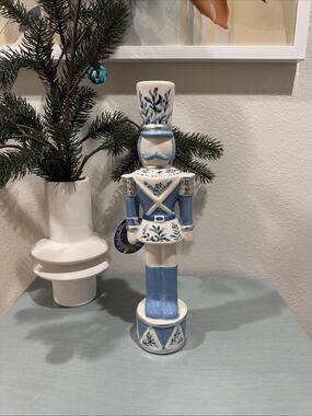 Wellesley Manor Chinoiserie Blue White Floral Ceramic Nutcracker 14” Christmas